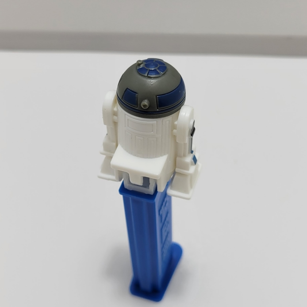 Star Wars R2-D2 pez dispenser - Picture 8 of 8